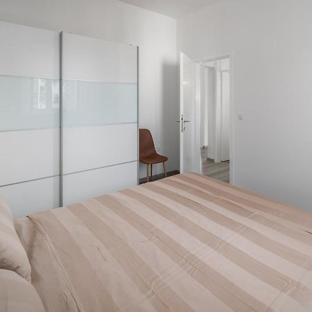 פורץ Apartment Adria Premium מראה חיצוני תמונה