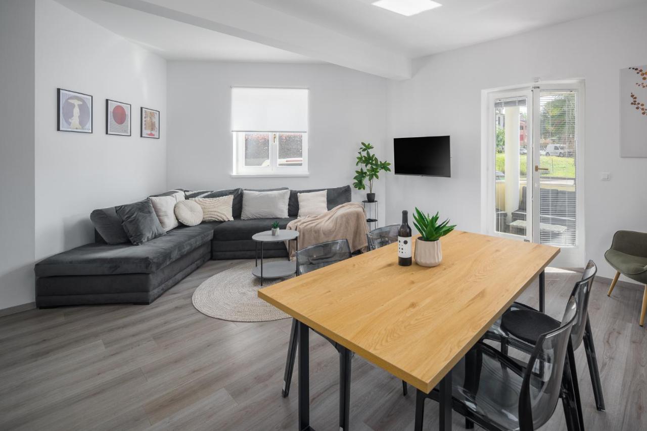 פורץ Apartment Adria Premium מראה חיצוני תמונה